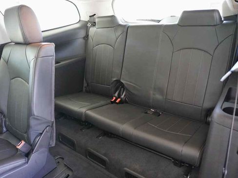Used 2016 Buick Enclave Leather image 11