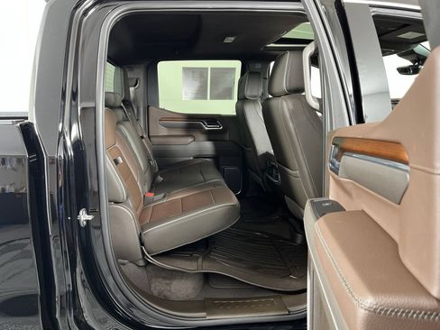 Used 2026 GMC Sierra 1500 Denali w/ Technology Package AWD/4WD image 16