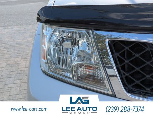 Used 2015 Nissan Frontier SV w/ SV Value Truck Package image 8