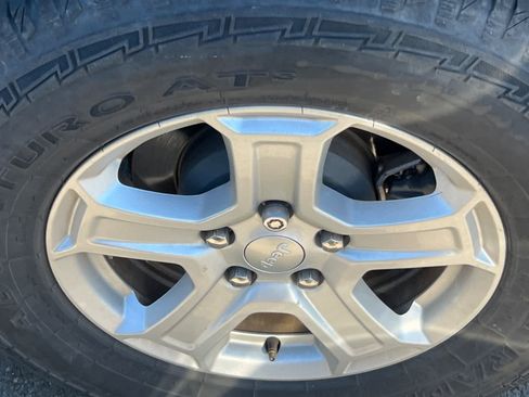 Used 2019 Jeep Wrangler Unlimited Sport S AWD/4WD image 21