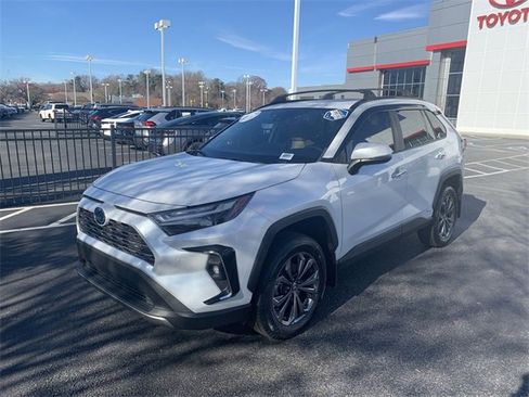 Used 2023 Toyota RAV4 Limited image 1