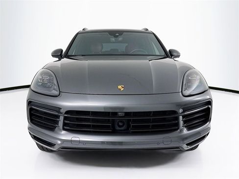 Used 2023 Porsche Cayenne S image 6