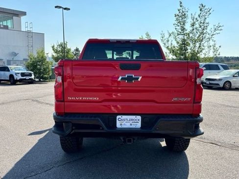 Used 2023 Chevrolet Silverado 1500 ZR2 w/ Technology Package AWD/4WD image 4