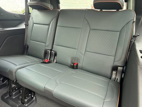 New 2026 GMC Yukon AT4 w/ AT4 Premium Plus Package AWD/4WD image 12