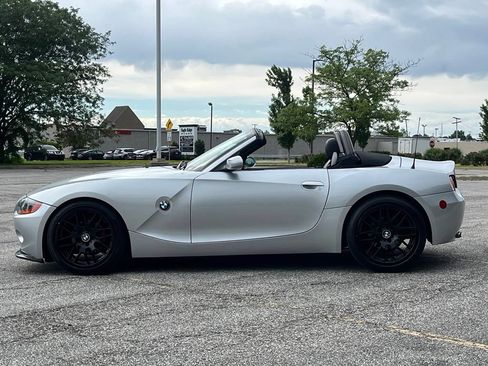 Used 2003 BMW Z4 2.5i RWD image 4