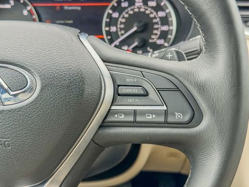 Used 2019 INFINITI QX50 Luxe image 18