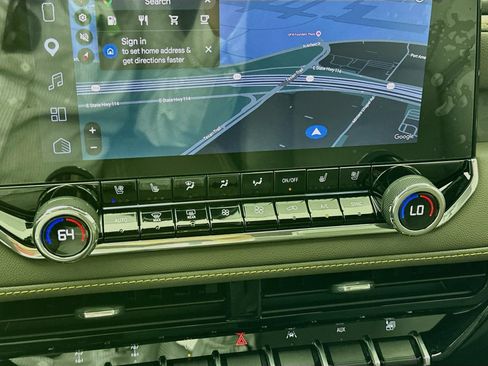 Used 2026 Chevrolet Colorado ZR2 AWD/4WD image 17