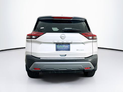 Used 2023 Nissan Rogue SV image 7