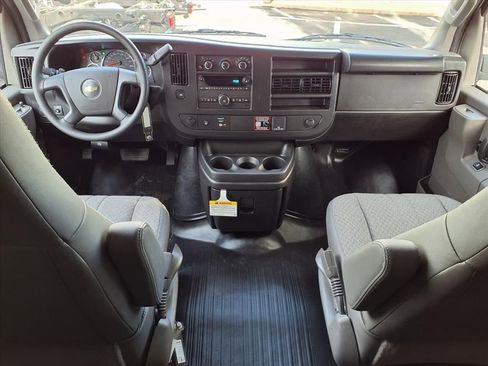 New 2026 Chevrolet Express 2500 Extended RWD image 8