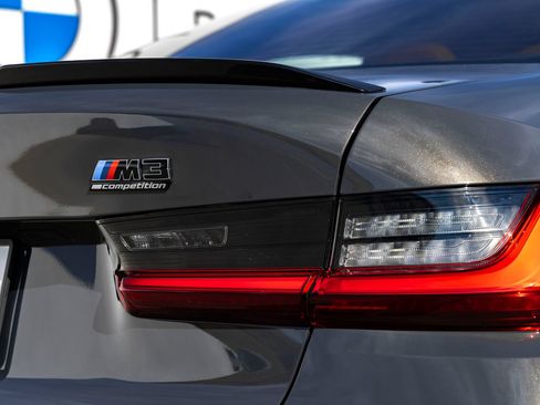 Used 2027 BMW M3 Competition AWD/4WD image 12