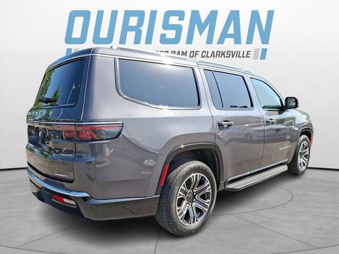 Used 2024 Jeep Wagoneer Series II w/ Flexible Seating Group AWD/4WD image 6
