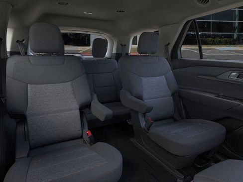New 2026 Ford Explorer Active RWD image 11