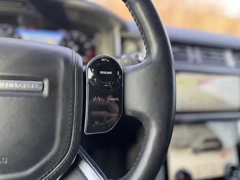 Used 2020 Land Rover Range Rover HSE image 27