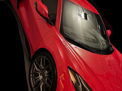 Used 2025 Chevrolet Corvette Z06 image 3