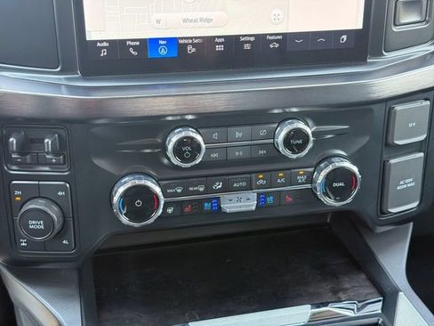 Used 2023 Ford F250 Lariat w/ Black Appearance Package AWD/4WD image 27