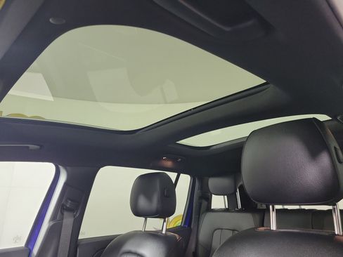 Used 2021 Mercedes-Benz GLB 250 4MATIC w/ Premium Package image 19