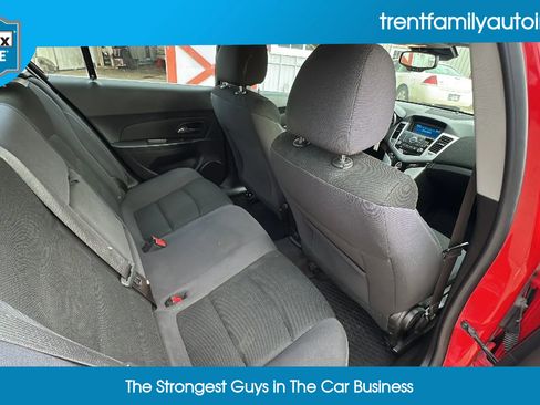 Used 2016 Chevrolet Cruze LT image 60