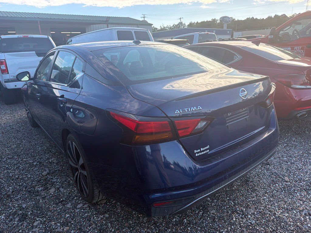 Used 2022 Nissan Altima 2.5 SR FWD image 4