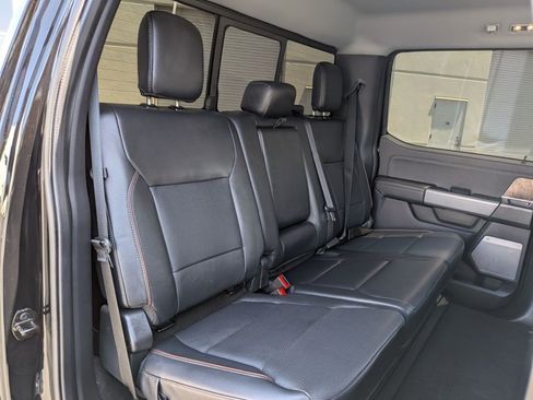 Used 2023 Ford F250 Lariat w/ Lariat Ultimate Package AWD/4WD image 19
