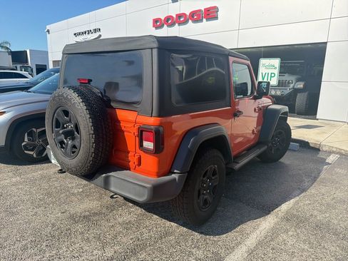 Used 2018 Jeep Wrangler Sport image 7