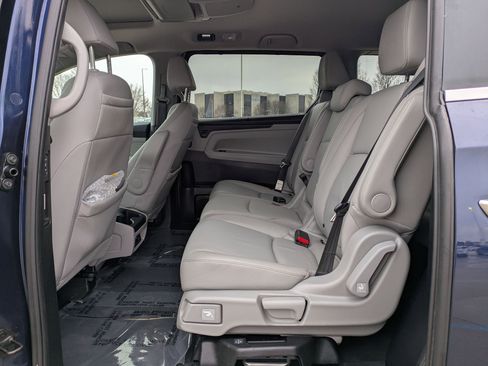 Certified 2024 Honda Odyssey Touring image 22