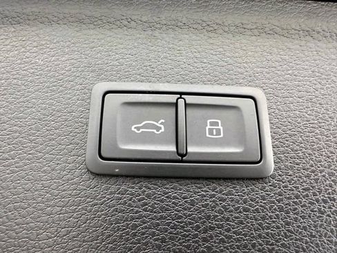 Certified 2023 Audi Q5 2.0T Premium Plus w/ Premium Plus Package AWD/4WD image 11