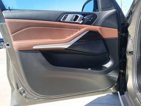 Used 2023 BMW X5 sDrive40i w/ Luxury Seating Package image 21