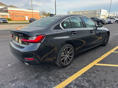 Used 2022 BMW 330i xDrive Sedan w/ Driving Assistance Package image 8