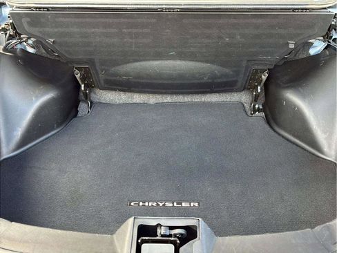 Used 2013 Chrysler 200 Limited FWD image 28