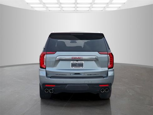 Used 2024 GMC Yukon Denali image 5