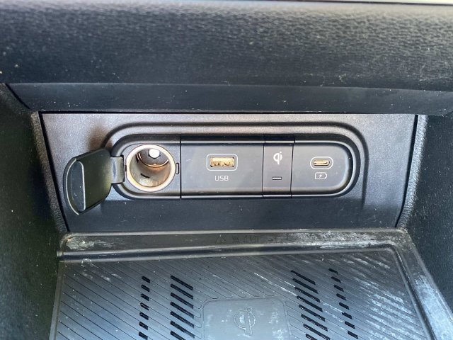 Used 2023 Kia Sportage EX FWD image 27
