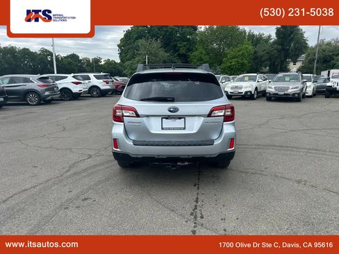 Used 2017 Subaru Outback 2.5i Limited image 6