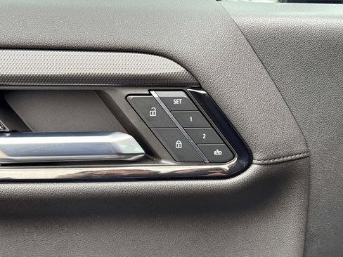 Used 2024 GMC Sierra 2500 AT4 w/ AT4 Premium Plus Package image 14