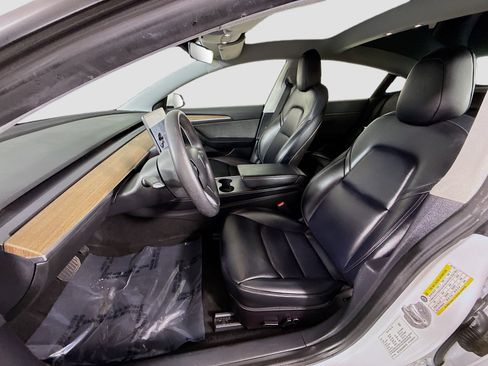 Used 2021 Tesla Model 3 Standard Range Plus image 21