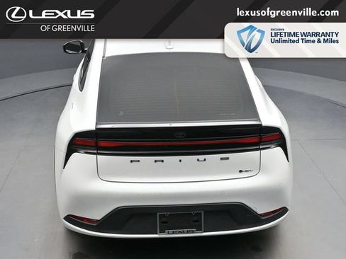 Used 2023 Toyota Prius LE FWD image 45