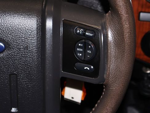 Used 2016 Ford F250 King Ranch w/ King Ranch w/Chrome Package image 27