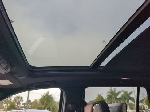 Used 2023 GMC Yukon Denali Ultimate w/ LPO, Floor Liner Package image 21