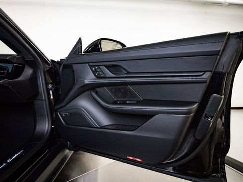 New 2026 Porsche Taycan image 27