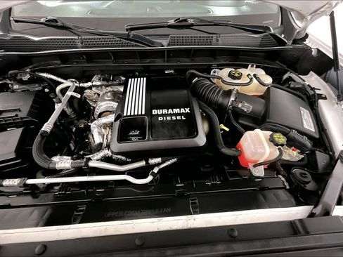 Used 2021 GMC Sierra 1500 SLE w/ X31 Off-Road Package image 9