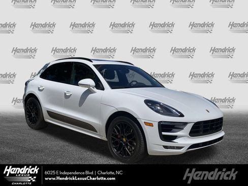 Used 2018 Porsche Macan GTS AWD/4WD image 1