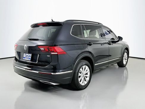 Used 2018 Volkswagen Tiguan SE FWD image 8