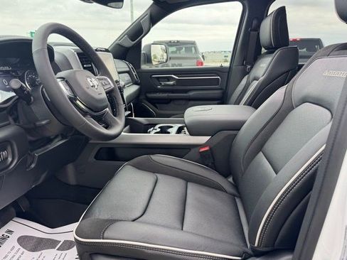 New 2026 RAM 1500 Laramie AWD/4WD image 9