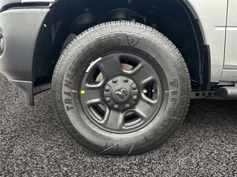 New 2026 RAM 3500 Tradesman image 10