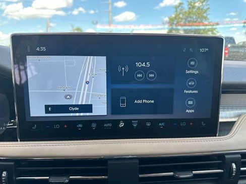 Used 2024 Lincoln Corsair FWD image 16