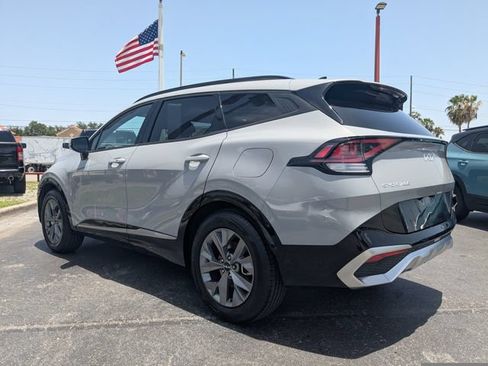 Certified 2024 Kia Sportage SX FWD image 3