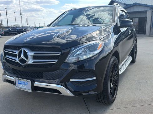 Used 2017 Mercedes-Benz GLE 350 4MATIC image 2