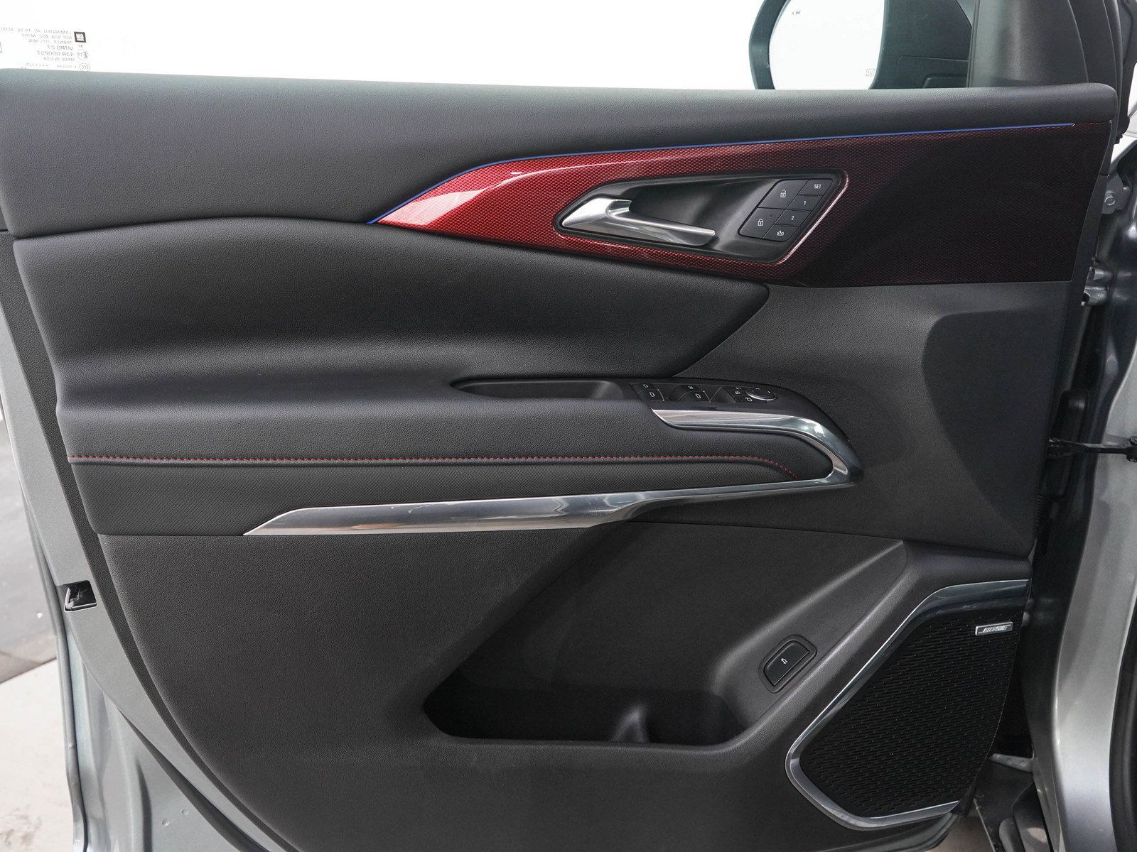 Used 2025 Chevrolet Traverse RS AWD/4WD image 22