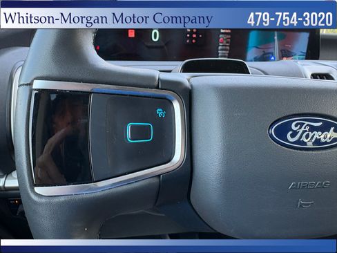 Used 2025 Ford Expedition Max Active AWD/4WD image 16