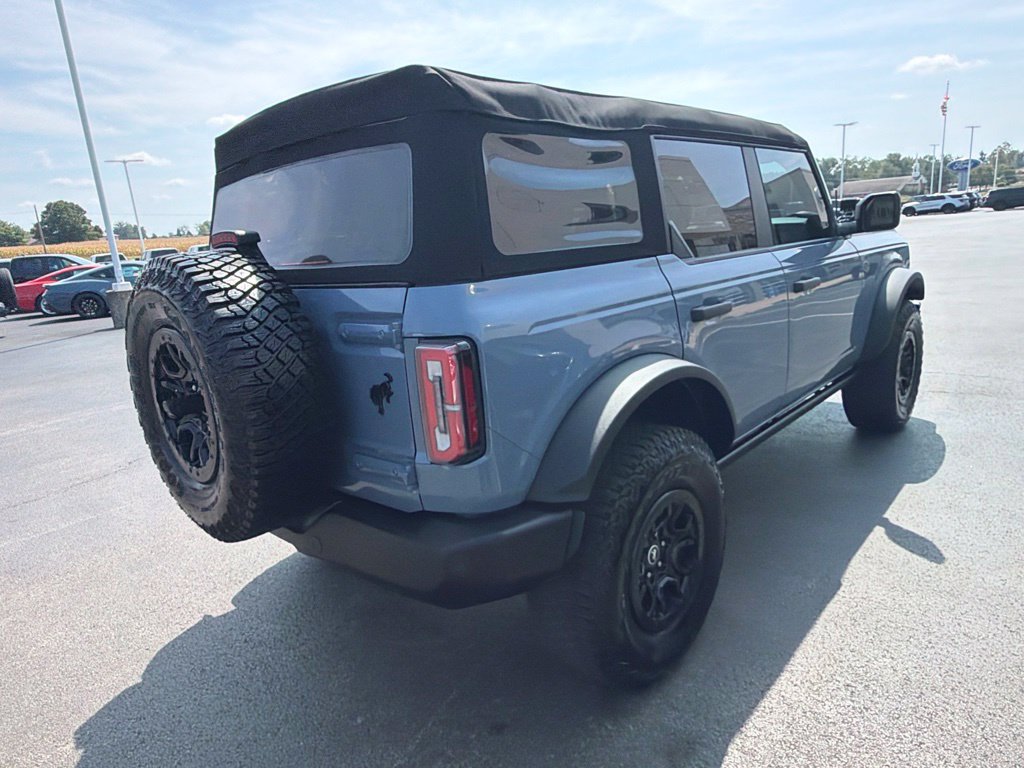 Used 2023 Ford Bronco 4-Door AWD/4WD image 5