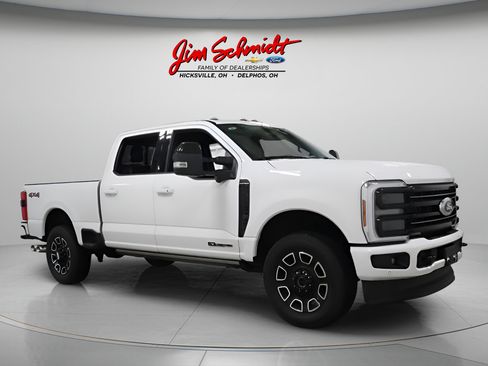 Used 2026 Ford F250 Platinum AWD/4WD image 2